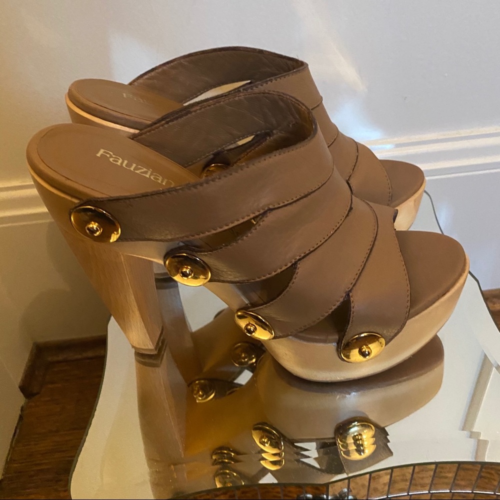 Fauzian Jeunesse Tan Leather Sandals Size 7